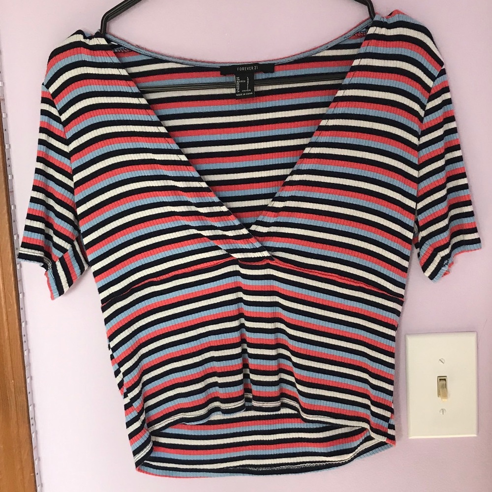 stripped deep cut short sleeve